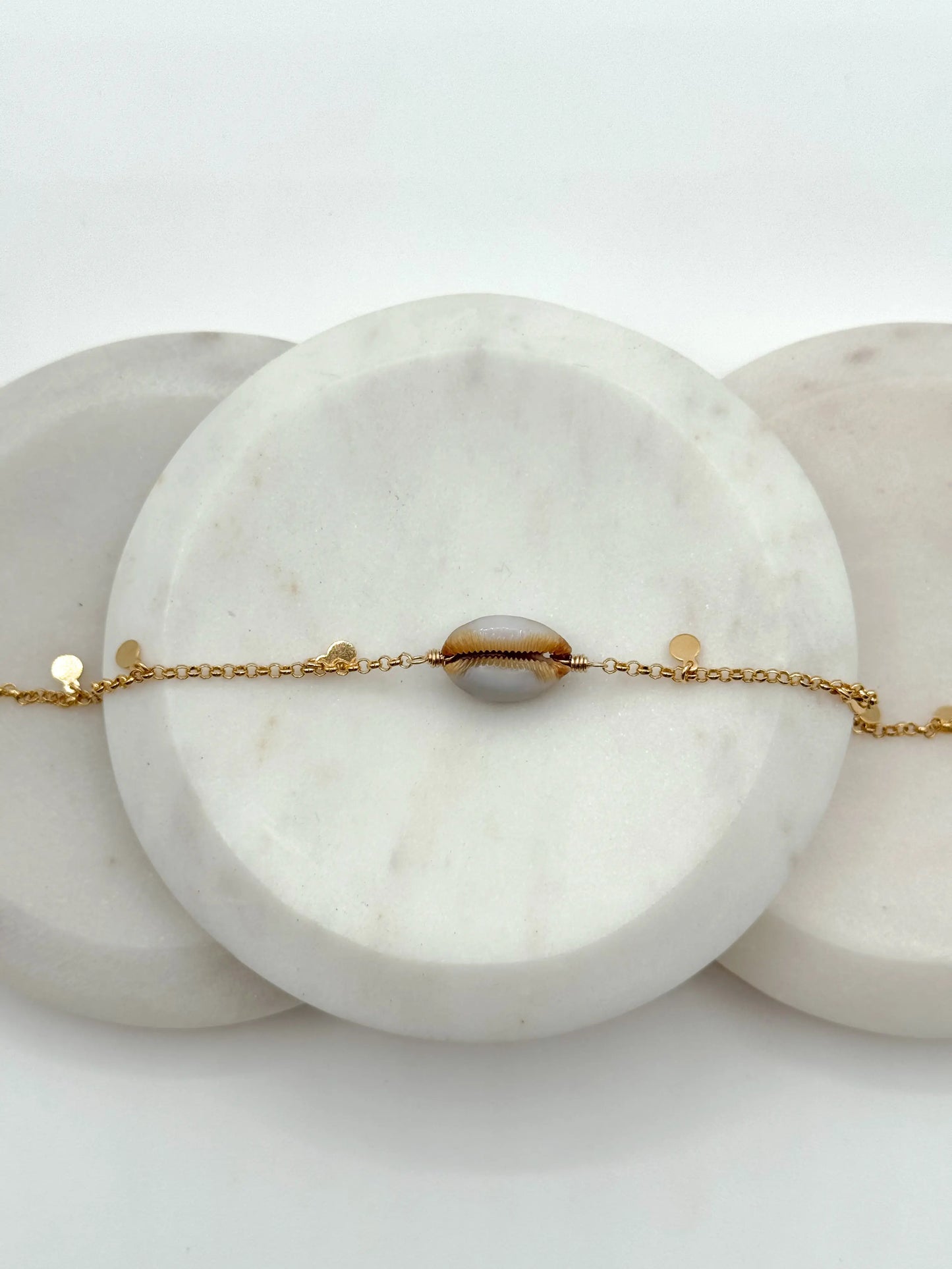 COWRIE HORIZONS BRACELET