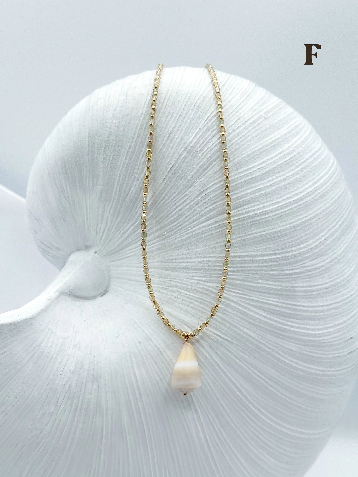 VITAMIN SEA NECKLACE
