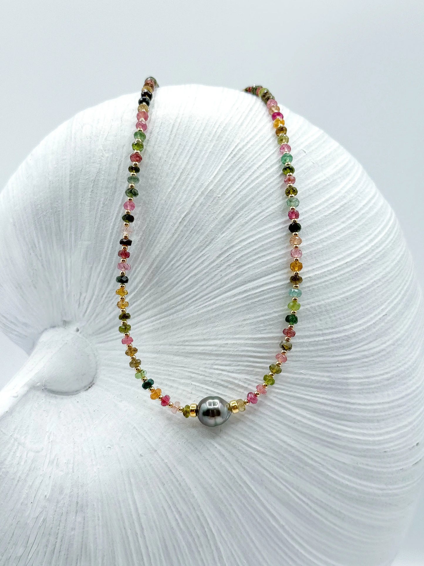 TAHITIAN X TOURMALINE NECKLACE