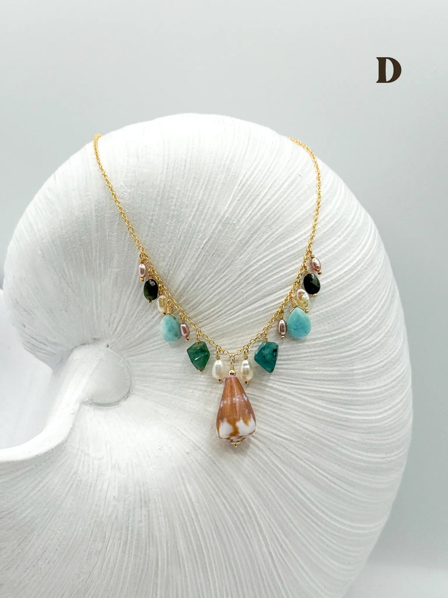 LAST HOUR OF BLUE NECKLACES Navea Maui