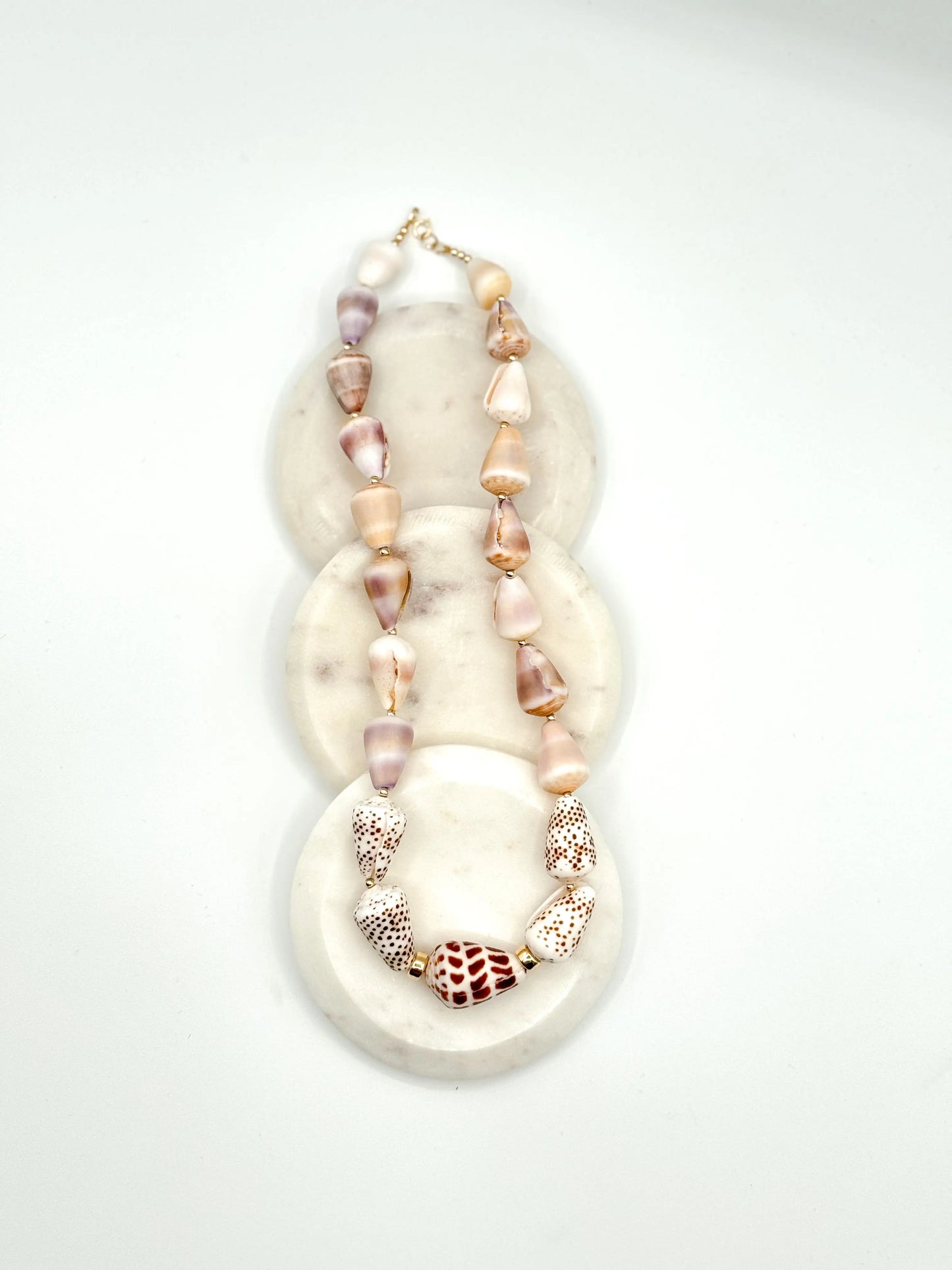 THE MODERN CONE LEI Navea Maui