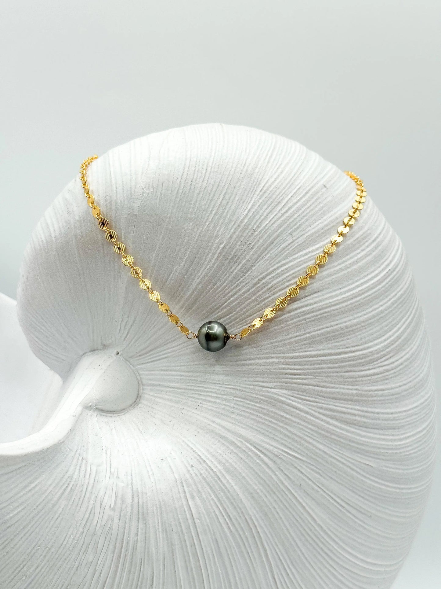 TAHITIAN DISK CHOKER