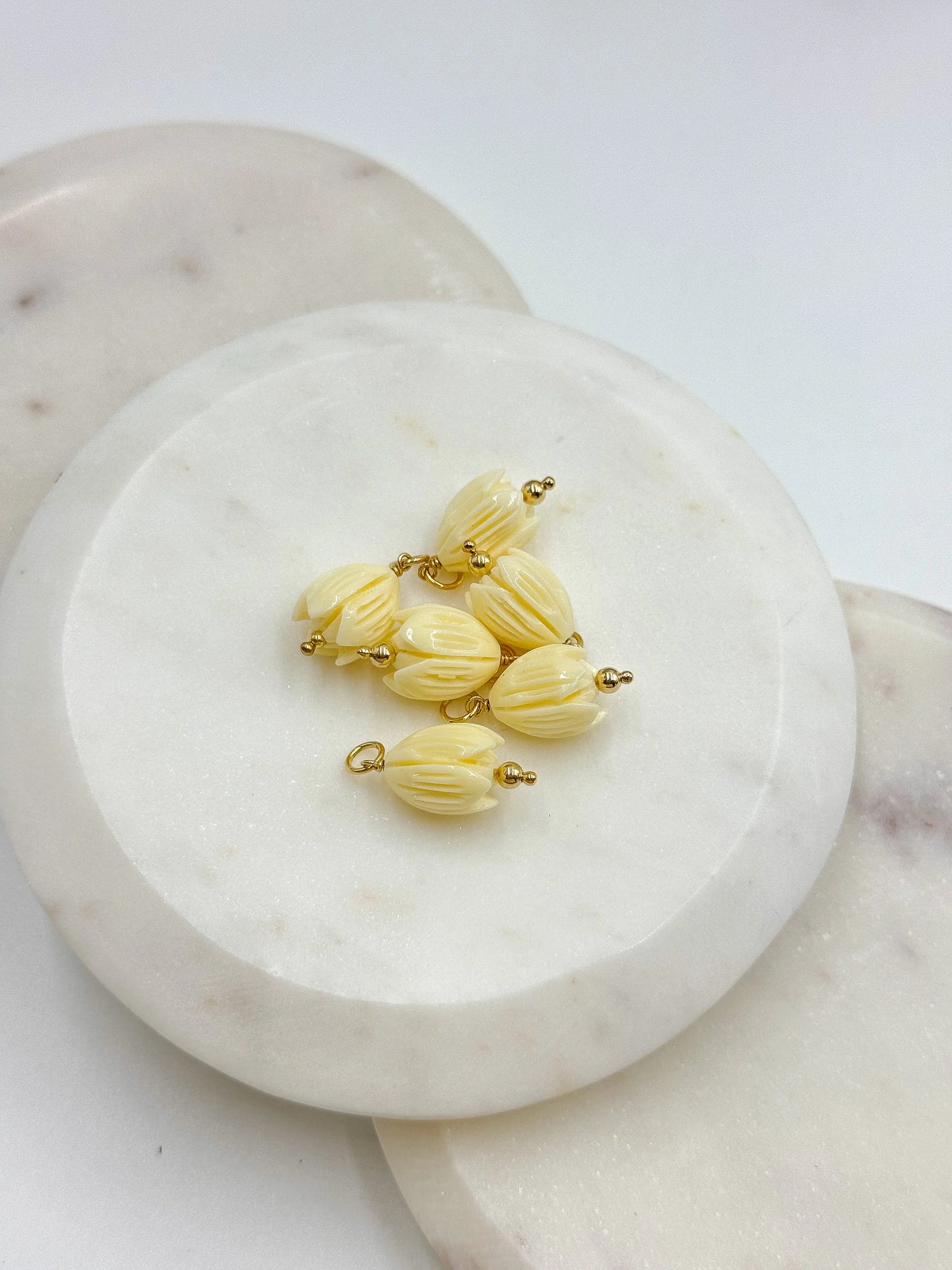 PIKAKE CHARMS Navea Maui