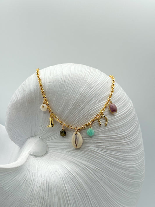 COASTAL COWGIRL NECKLACE (Cowrie Bootie)