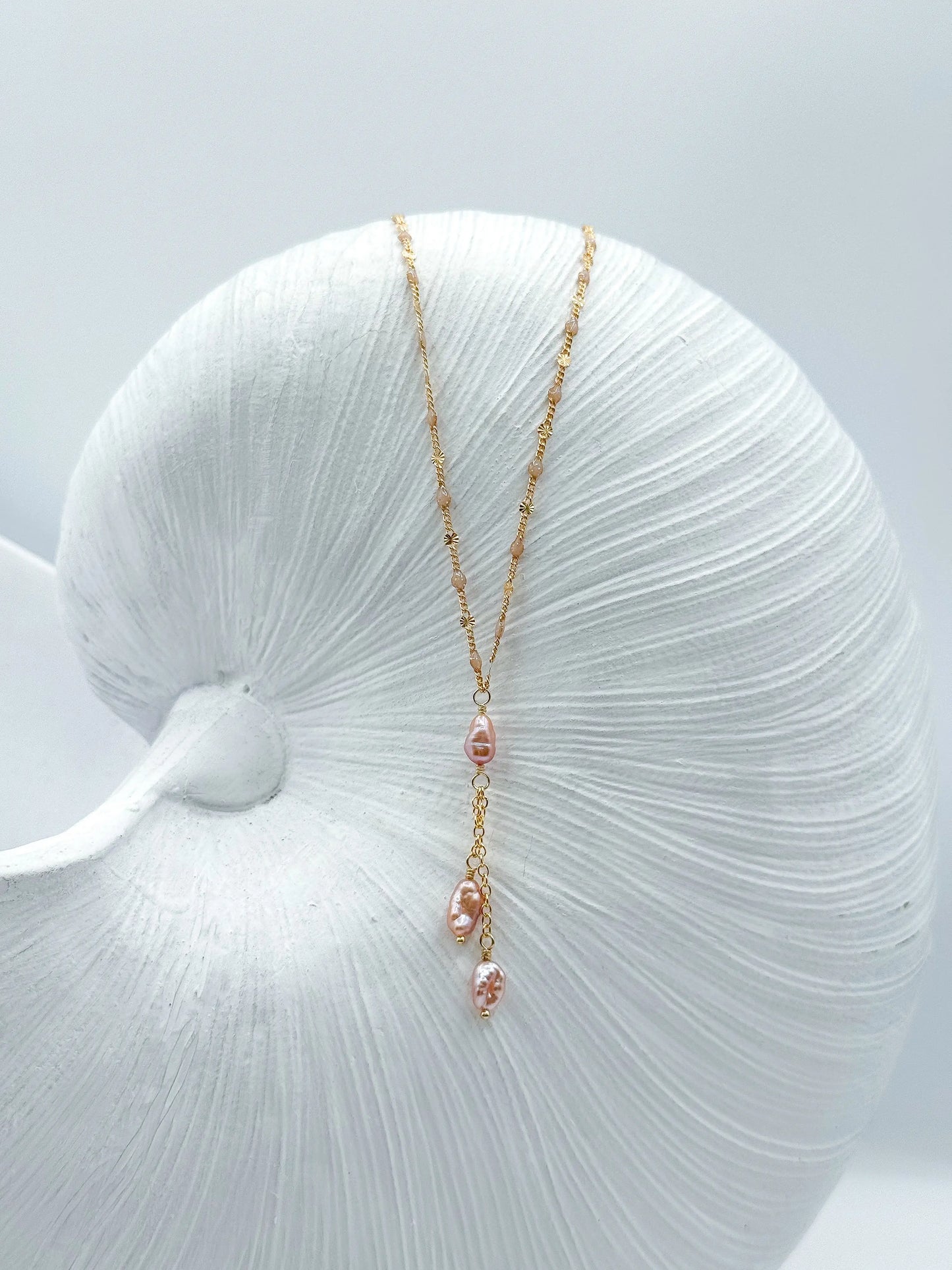 INTUITIVE AURA NECKLACE