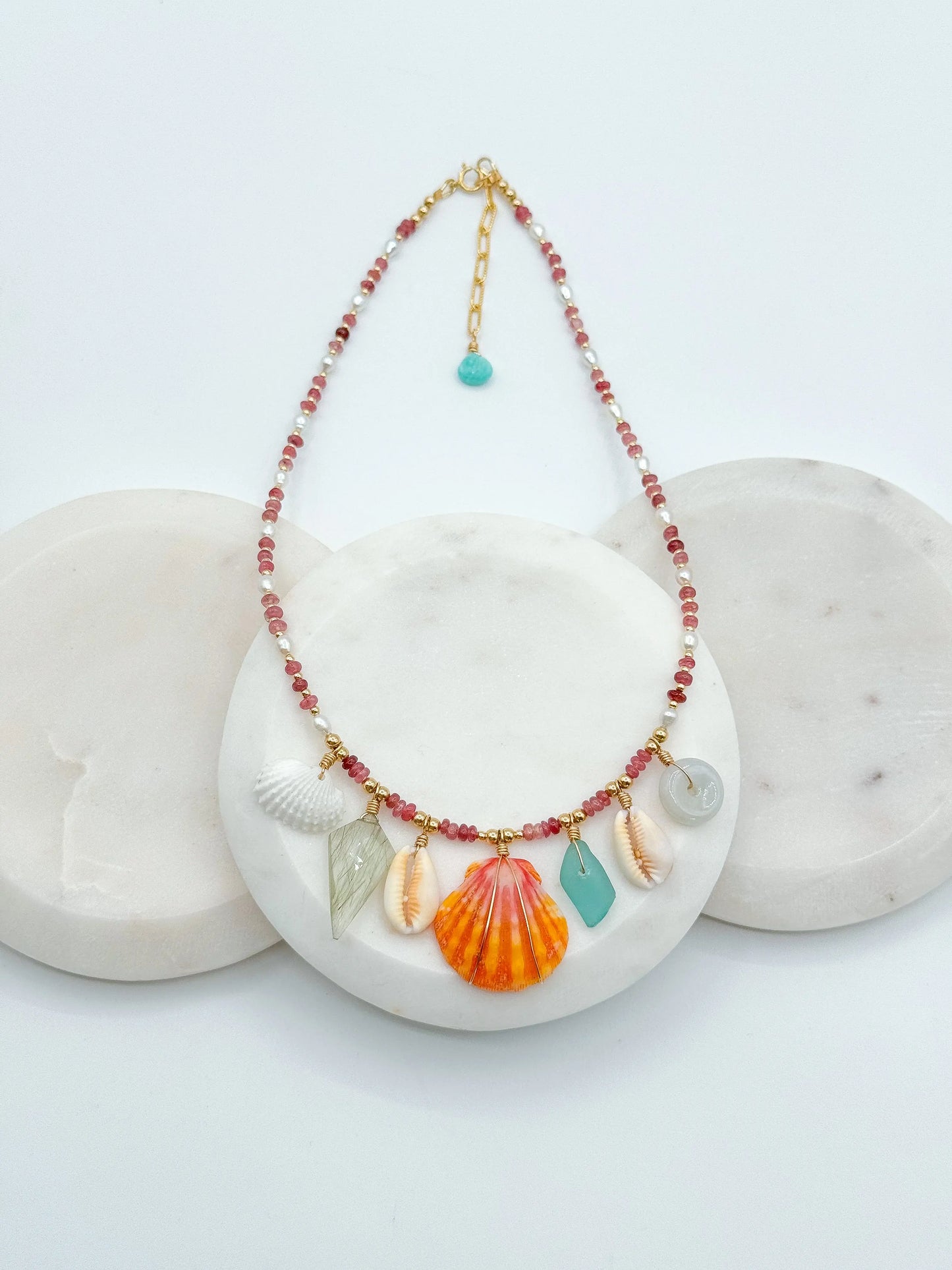 NOSTALGIC DRIFTER NECKLACE