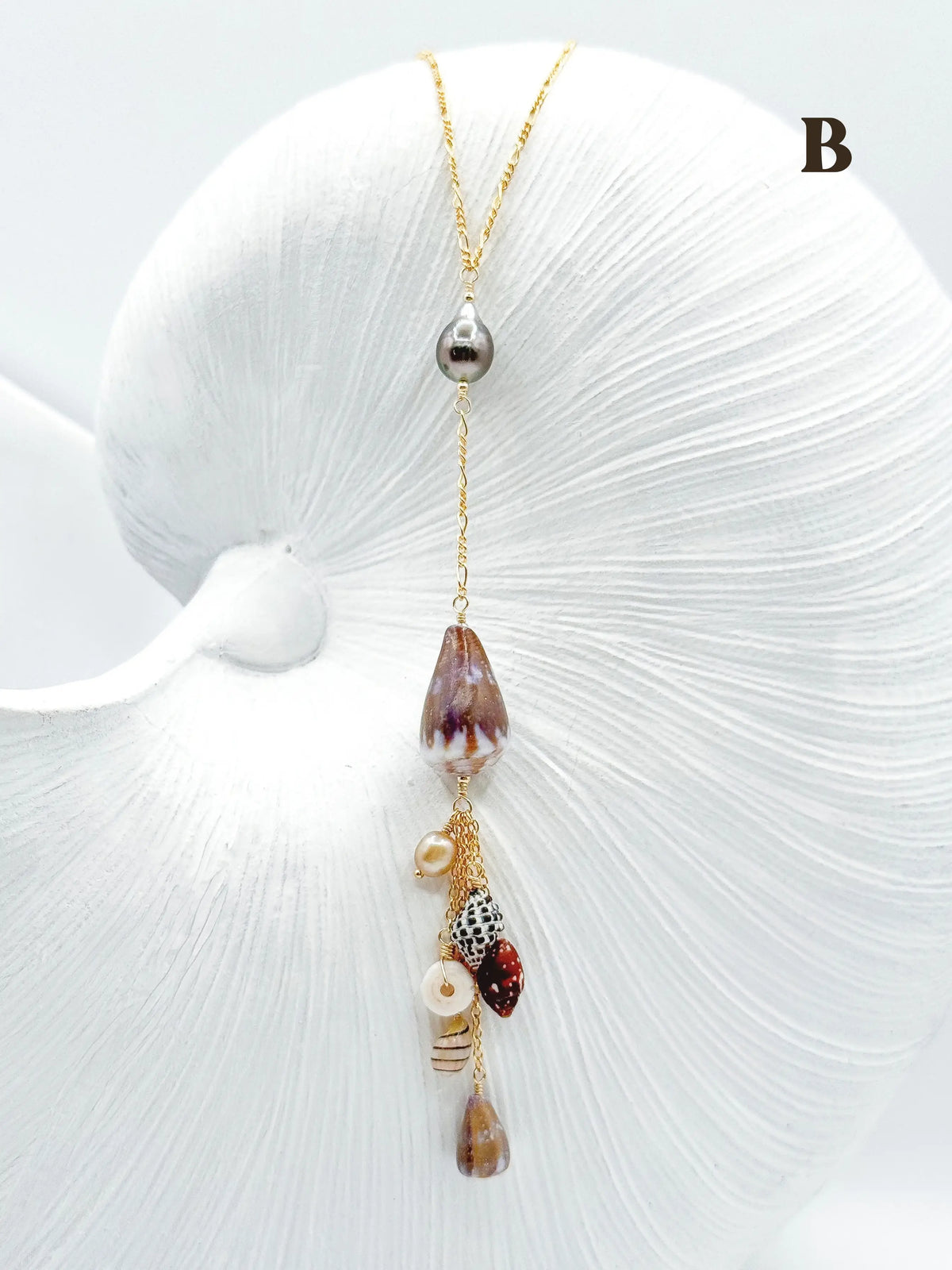 POLOLIA NECKLACES