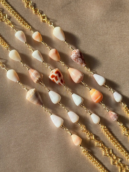 KŪ'AU HAND CHAINS