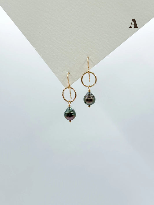 TAHITIAN PEARL (MINI) HAMMERED HOOPS