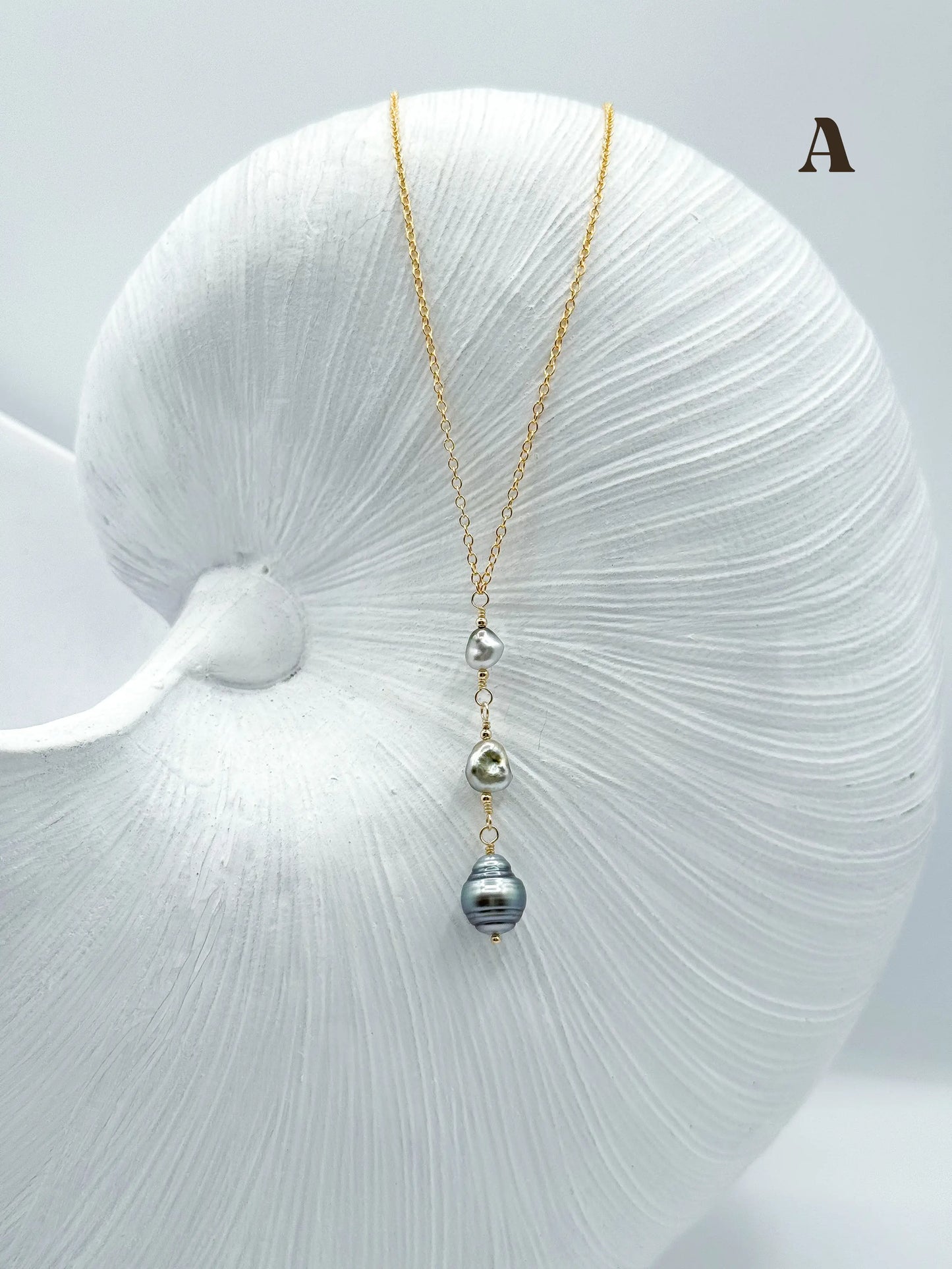 HERENUI NECKLACE