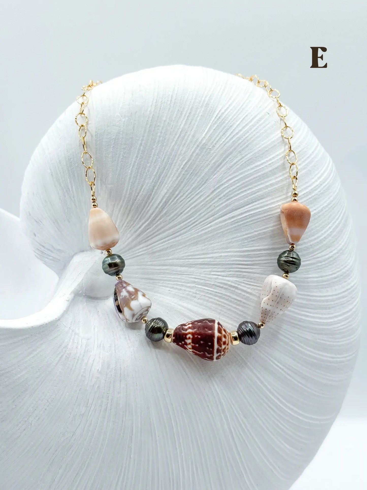 EHUKAI NECKLACE Navea Maui