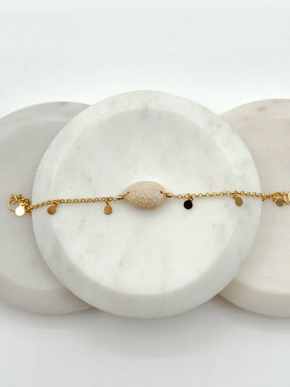 GRANULATED COWRIE HORIZONS BRACELET