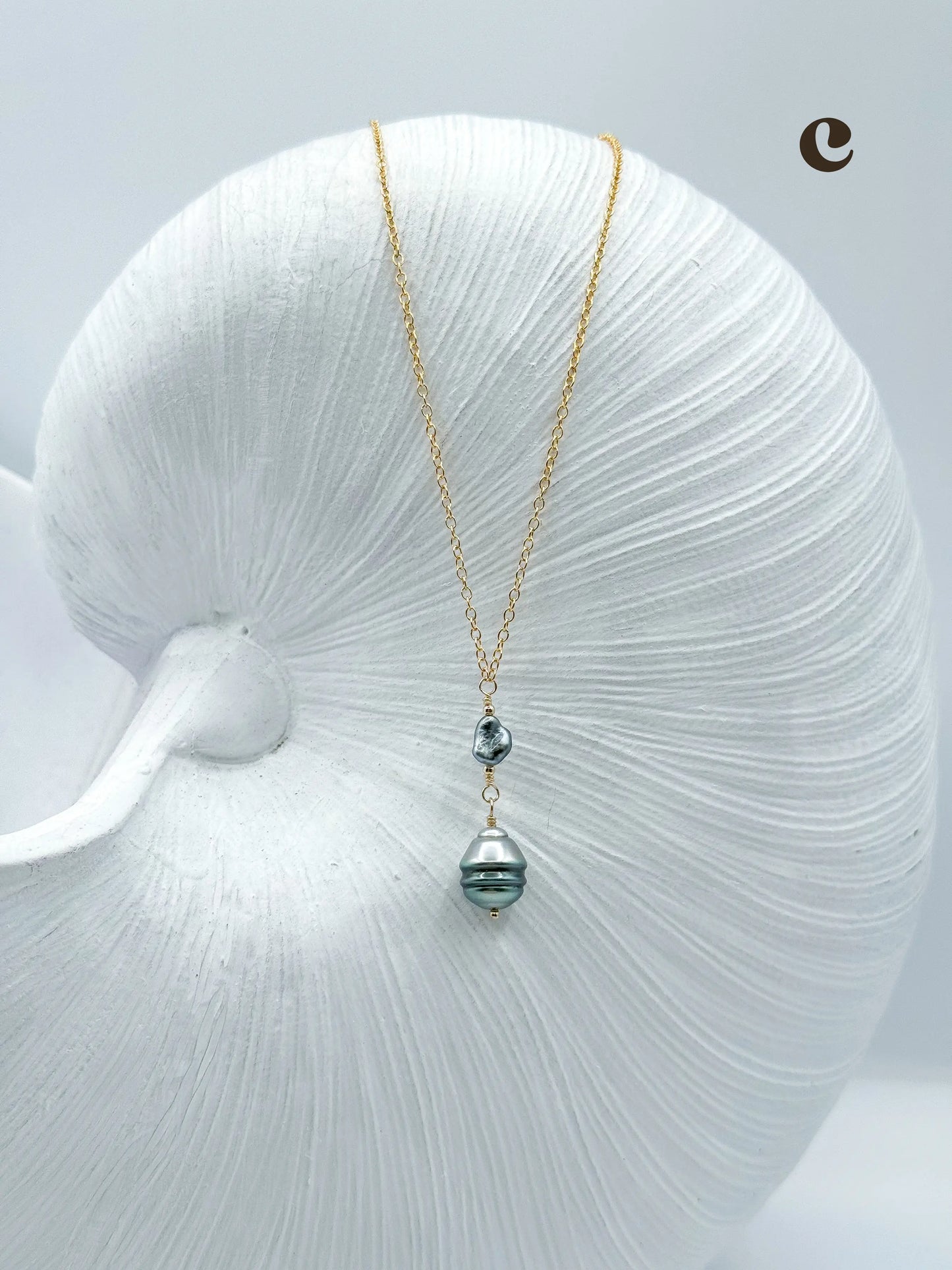 HEREITI NECKLACE