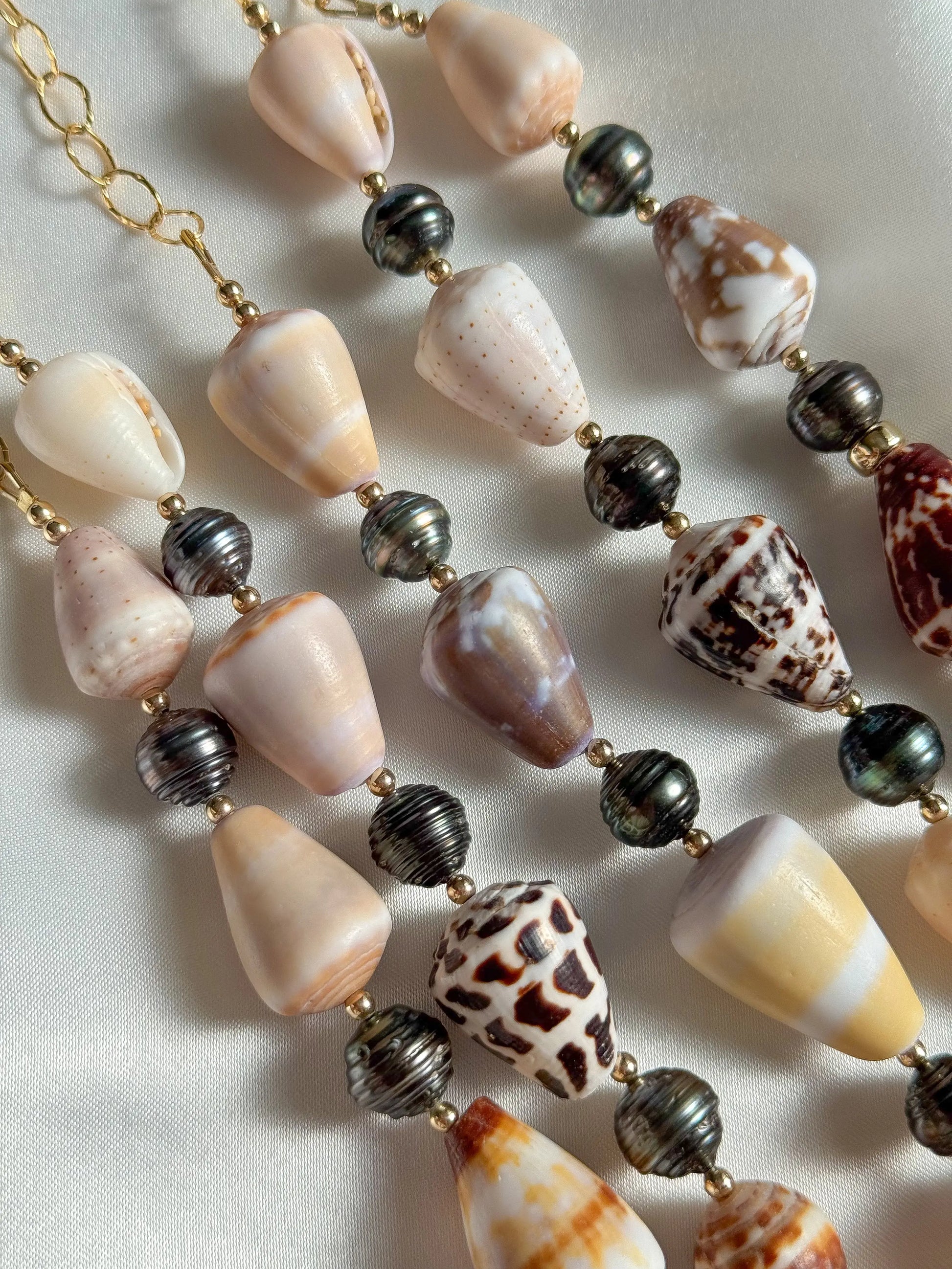 EHUKAI NECKLACE Navea Maui