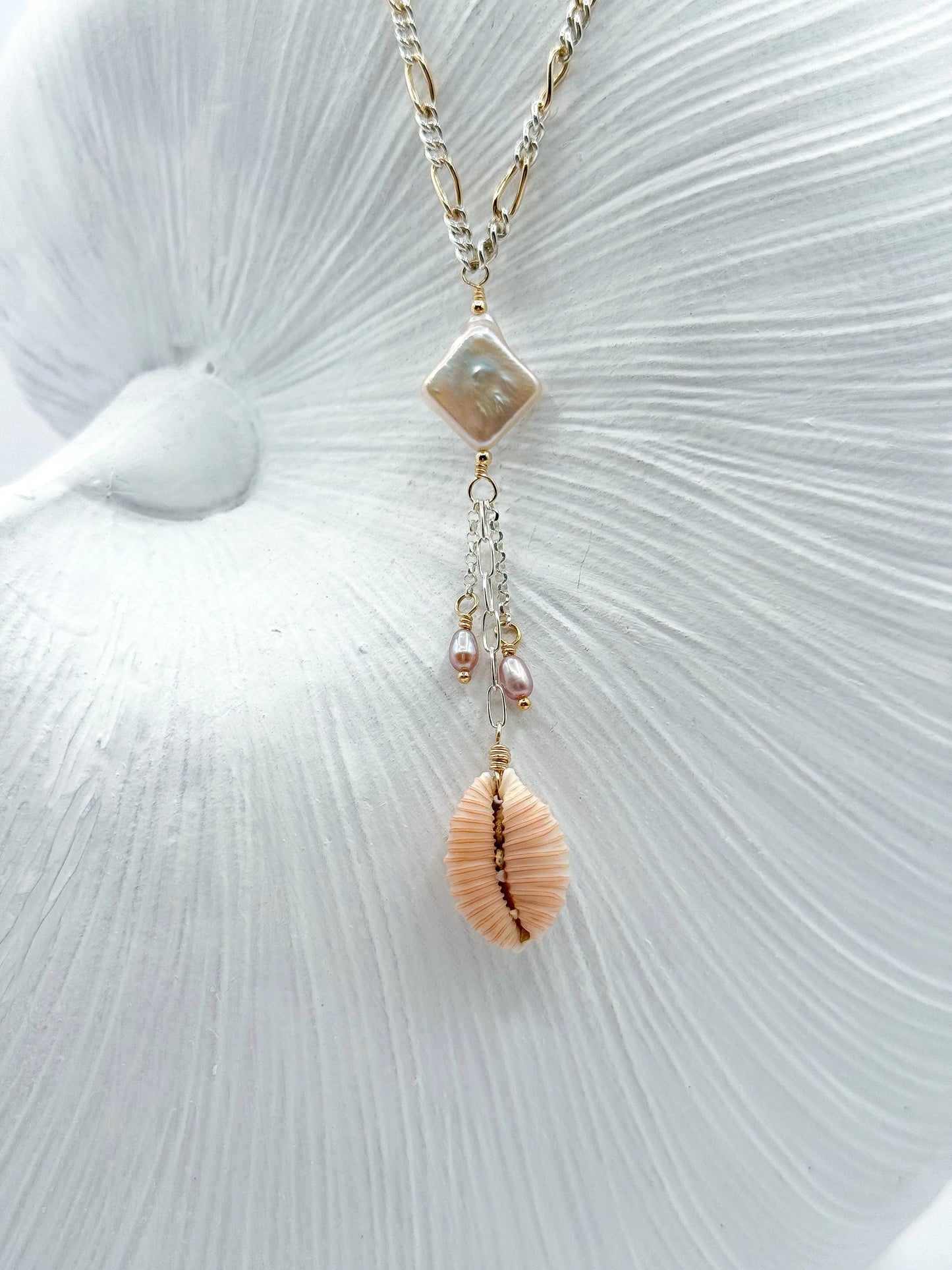 BLENDED BY DESIGN NECKLACE (granulated cowrie) Navea Maui