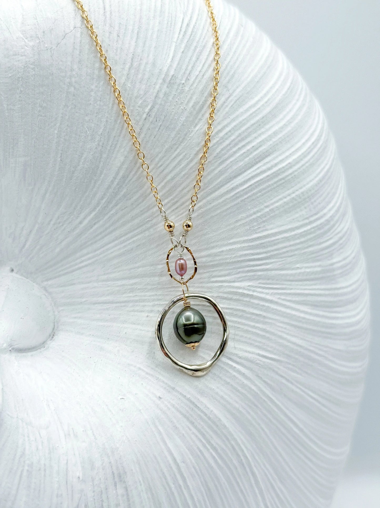 DIVIDED TIDE NECKLACE (Copy) Navea Maui