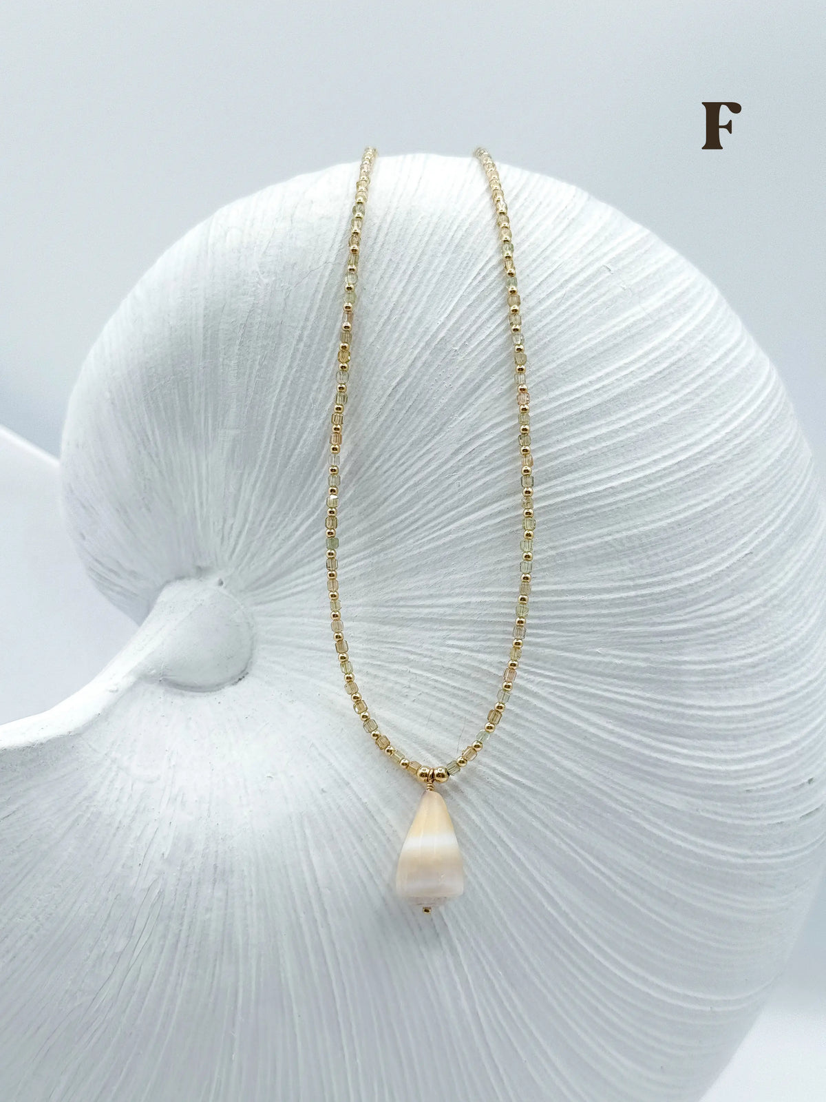 VITAMIN SEA NECKLACE