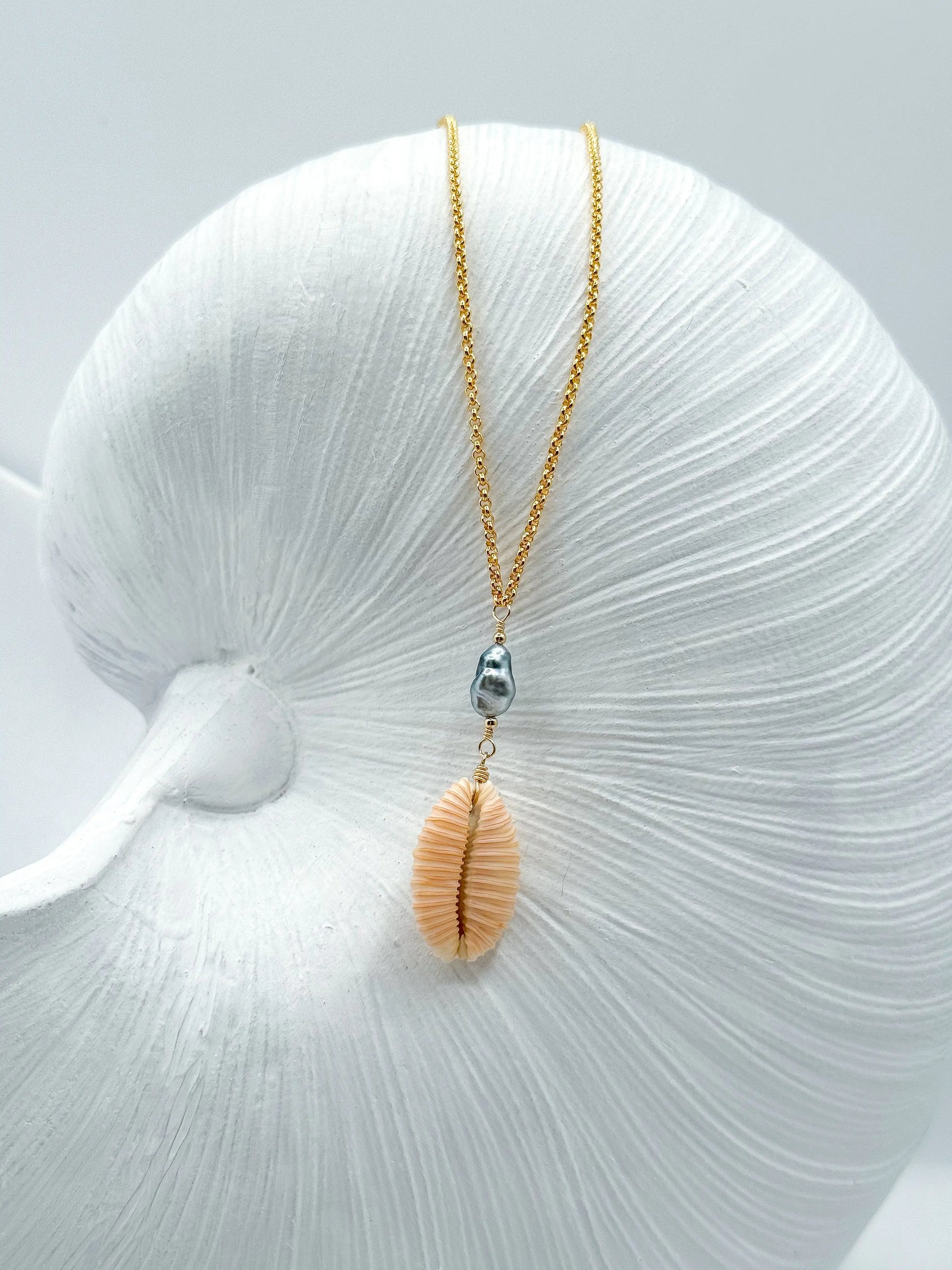 HAWAI’I NECKLACE Navea Maui