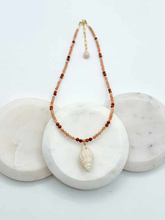 ROOTED DRIFTER NECKLACE