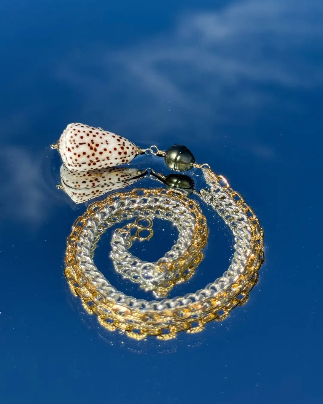 THE DIVIDE NECKLACE Navea Maui