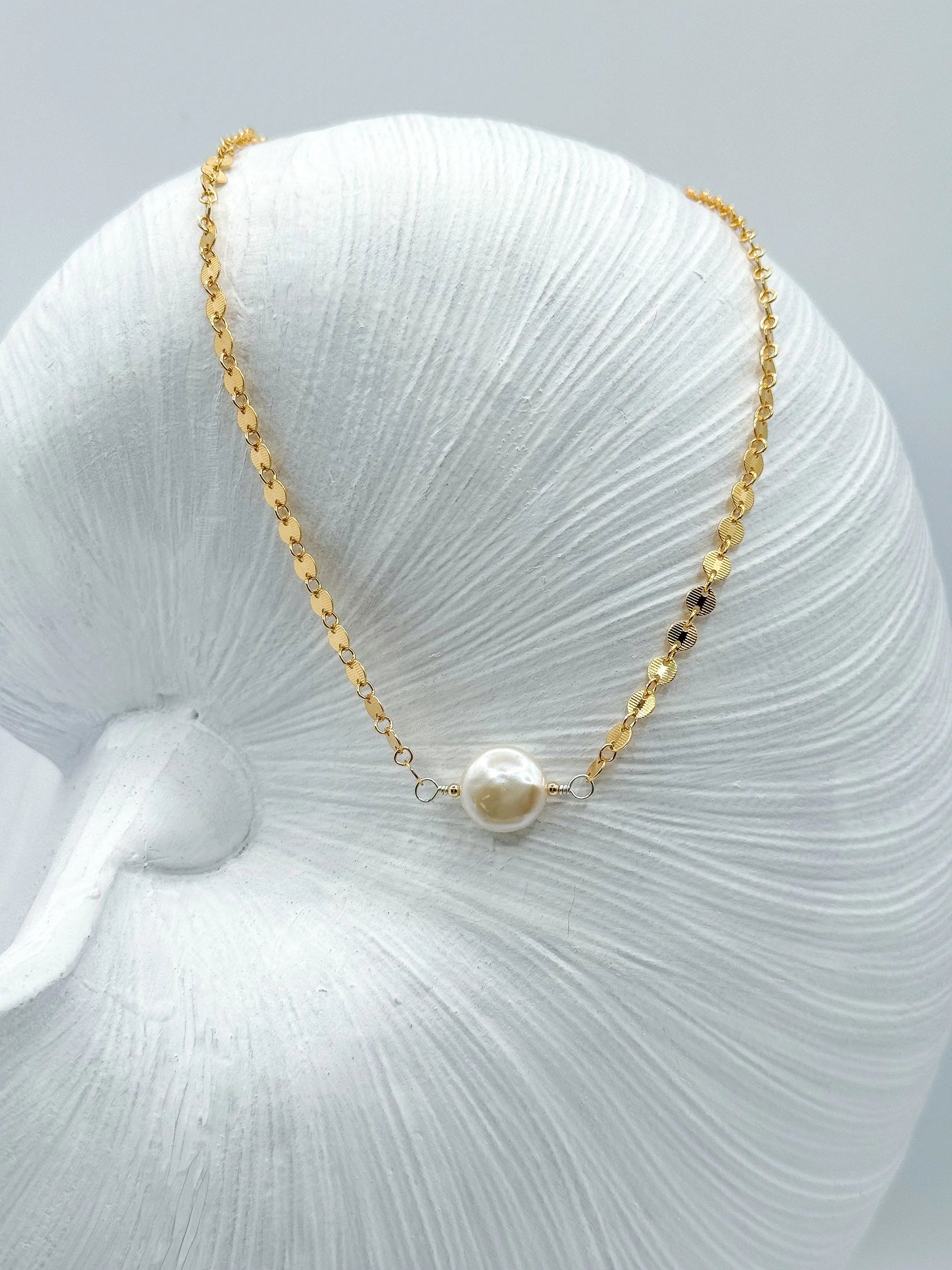 MAHINA CHOKER Navea Maui