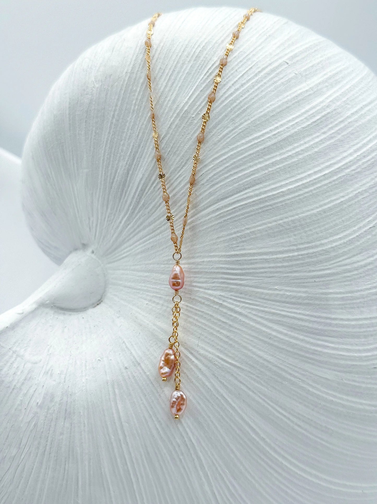INTUITIVE AURA NECKLACE
