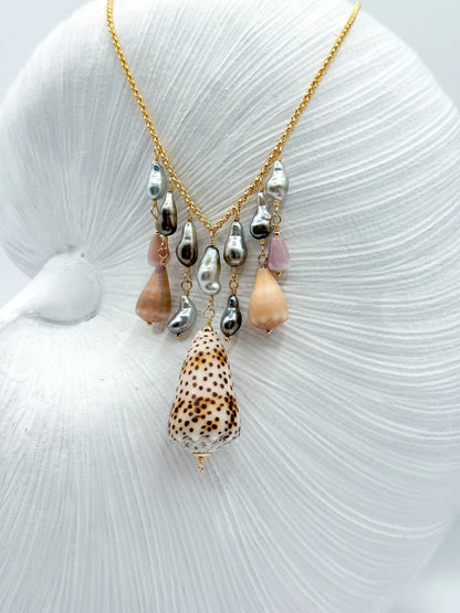 SALTY GIRL NECKLACE