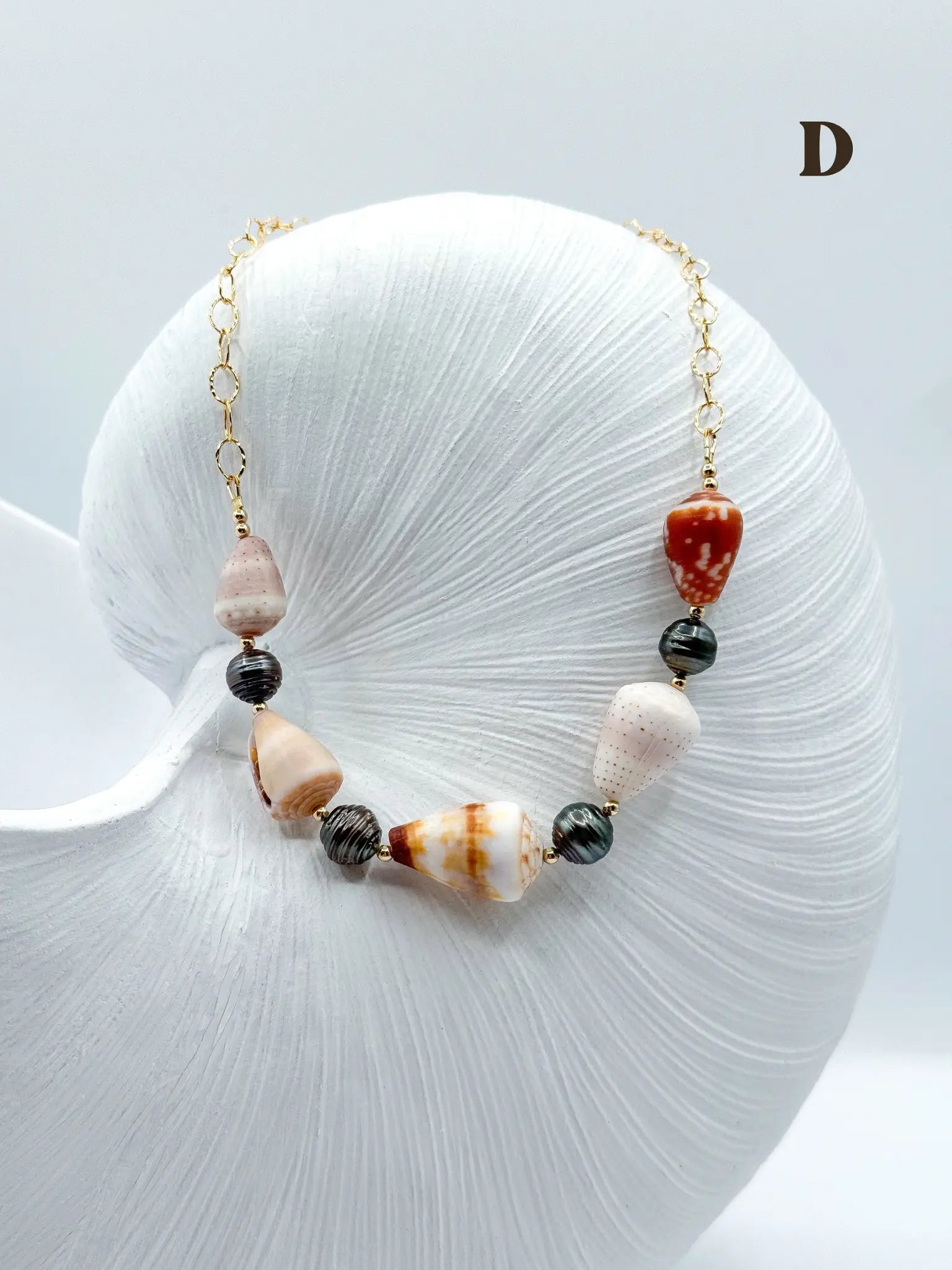 EHUKAI NECKLACE Navea Maui