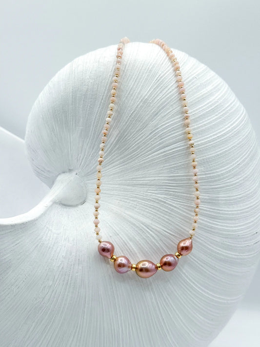 LUMINESCENT V NECKLACE