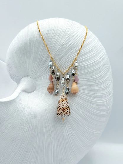 SALTY GIRL NECKLACE
