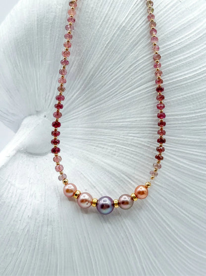 RADIANT LOVE NECKLACE