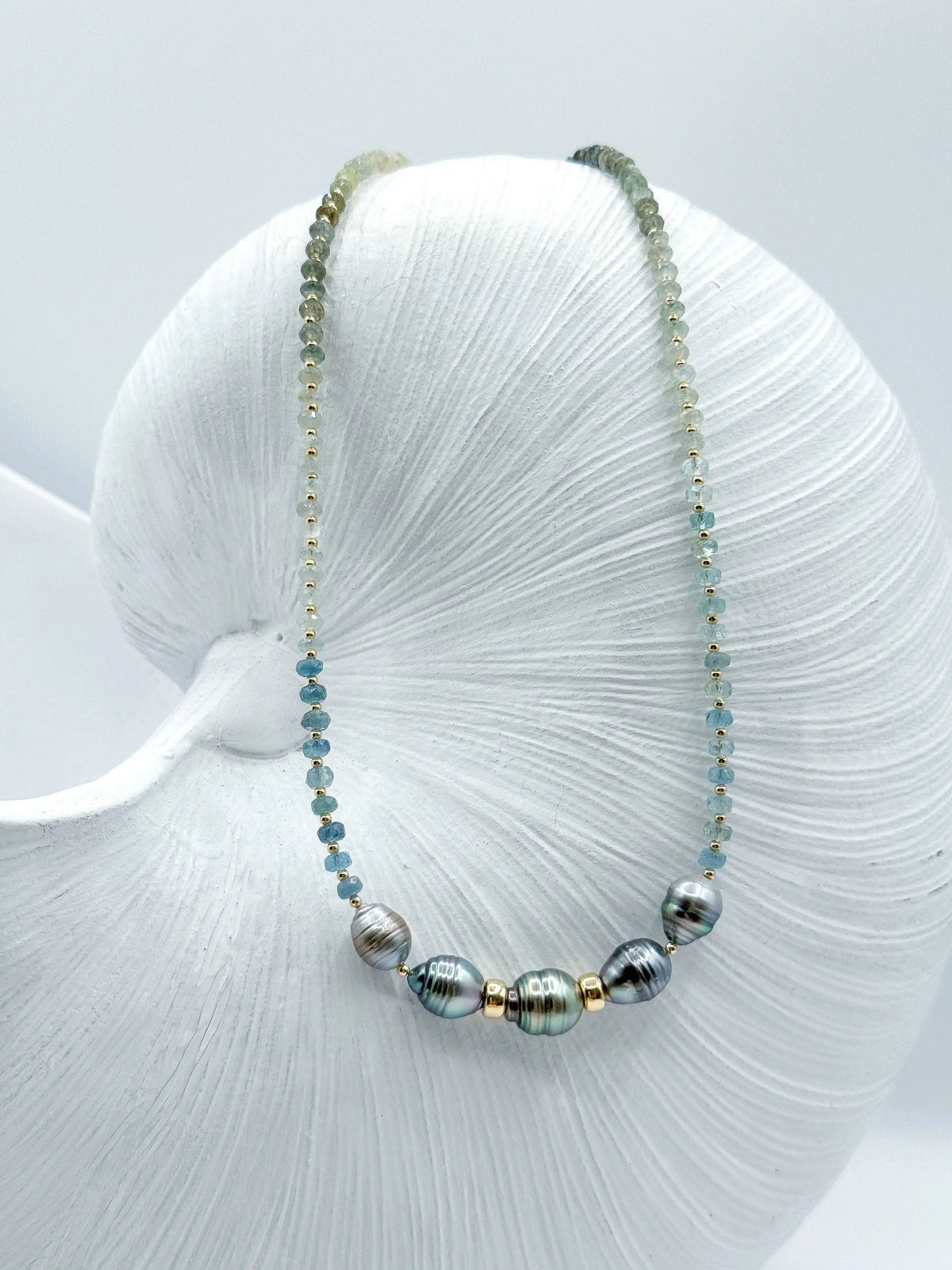 AQUA AURA 002