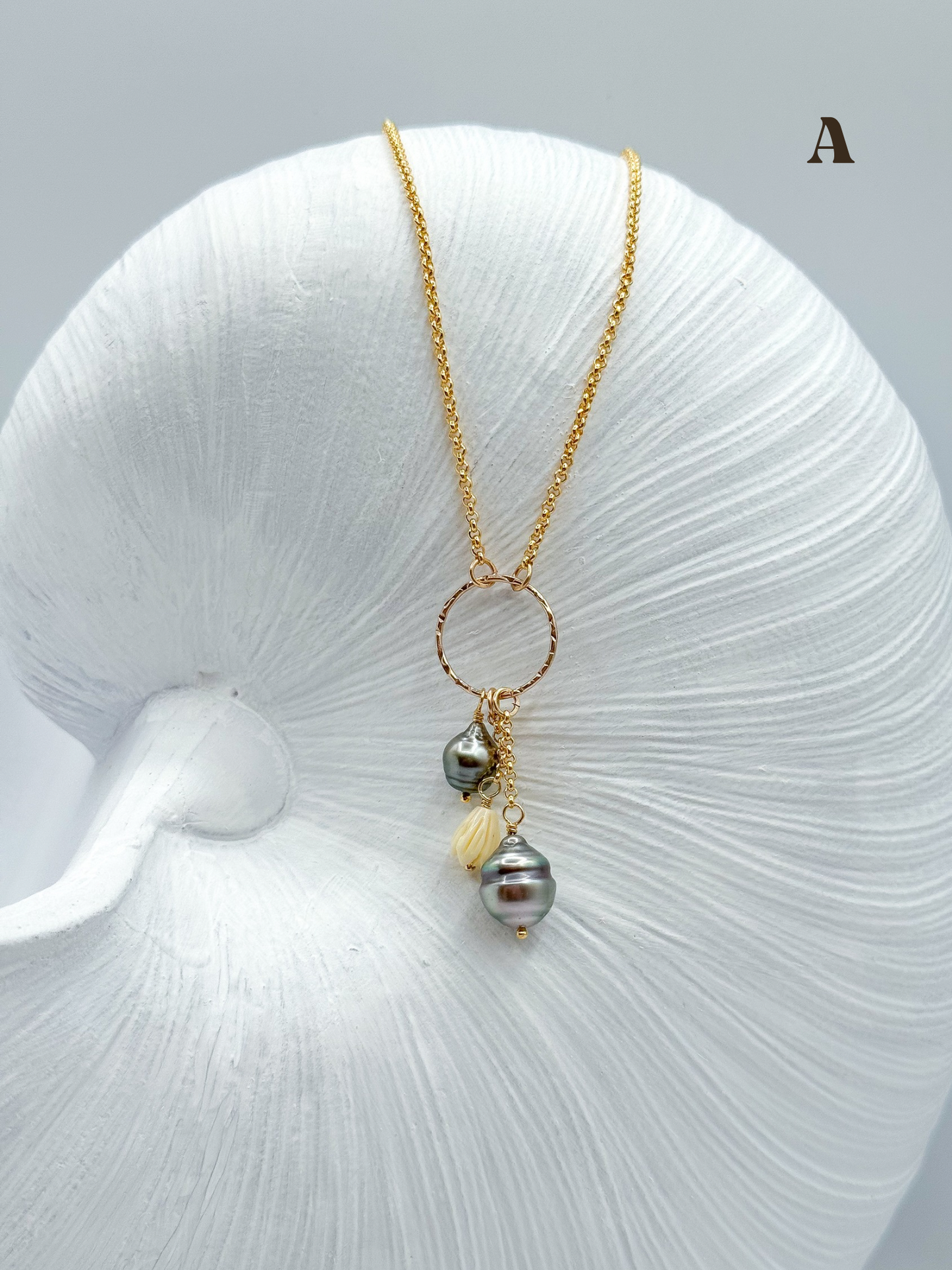 ISLAND GIRL NECKLACE Navea Maui