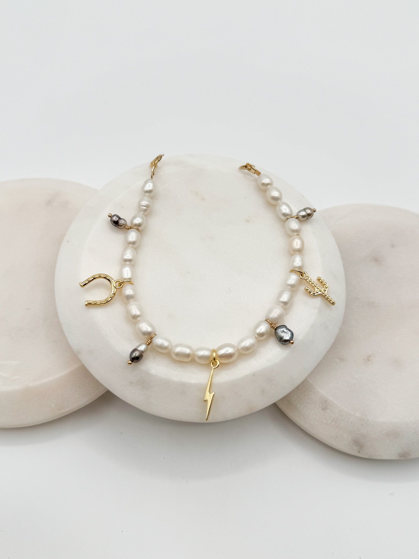 COASTAL COWGIRL BRACELET