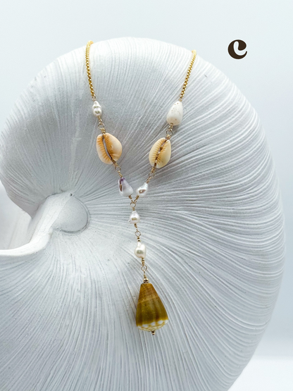 COASTAL CHIC NECKLACE