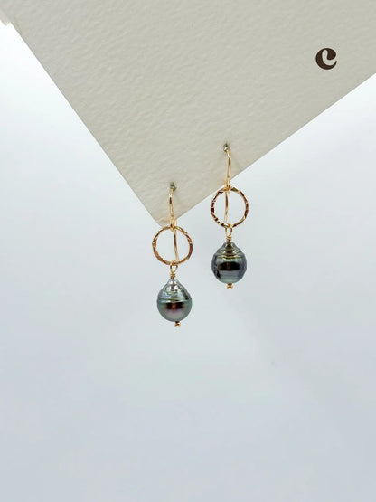 TAHITIAN PEARL (MINI) HAMMERED HOOPS Navea Maui